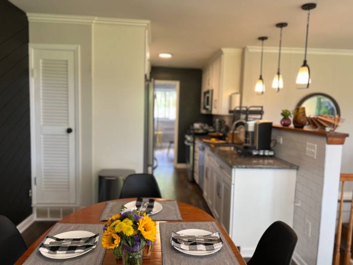 Dining area looking into the kitchen